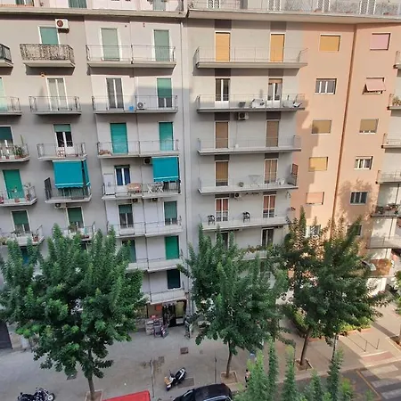 Apartament Doctor House - Policlinico *