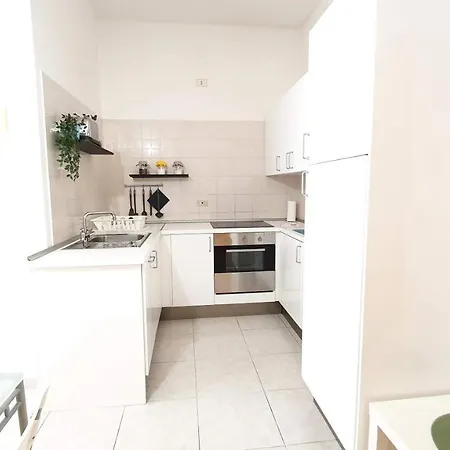 Doctor House - Policlinico Apartamento Bari