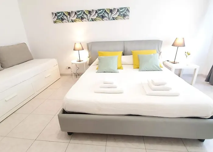 Doctor House - Policlinico アパート *